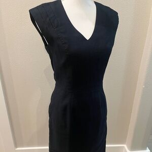 V-Neck, sleeveless, navy work dress